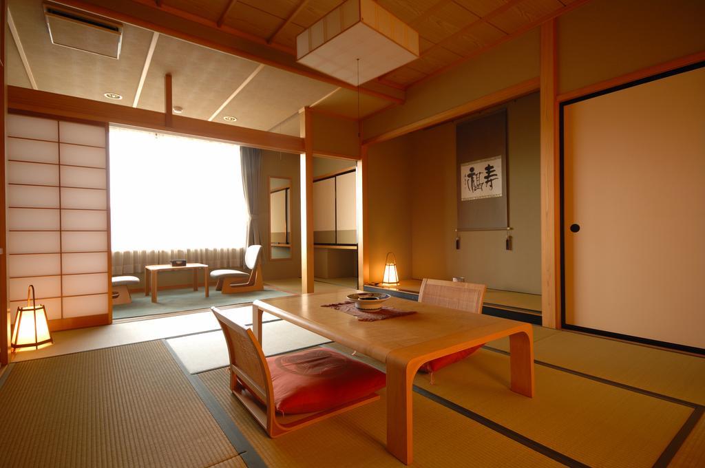 Sakaeya Hotel Tendo Quarto foto